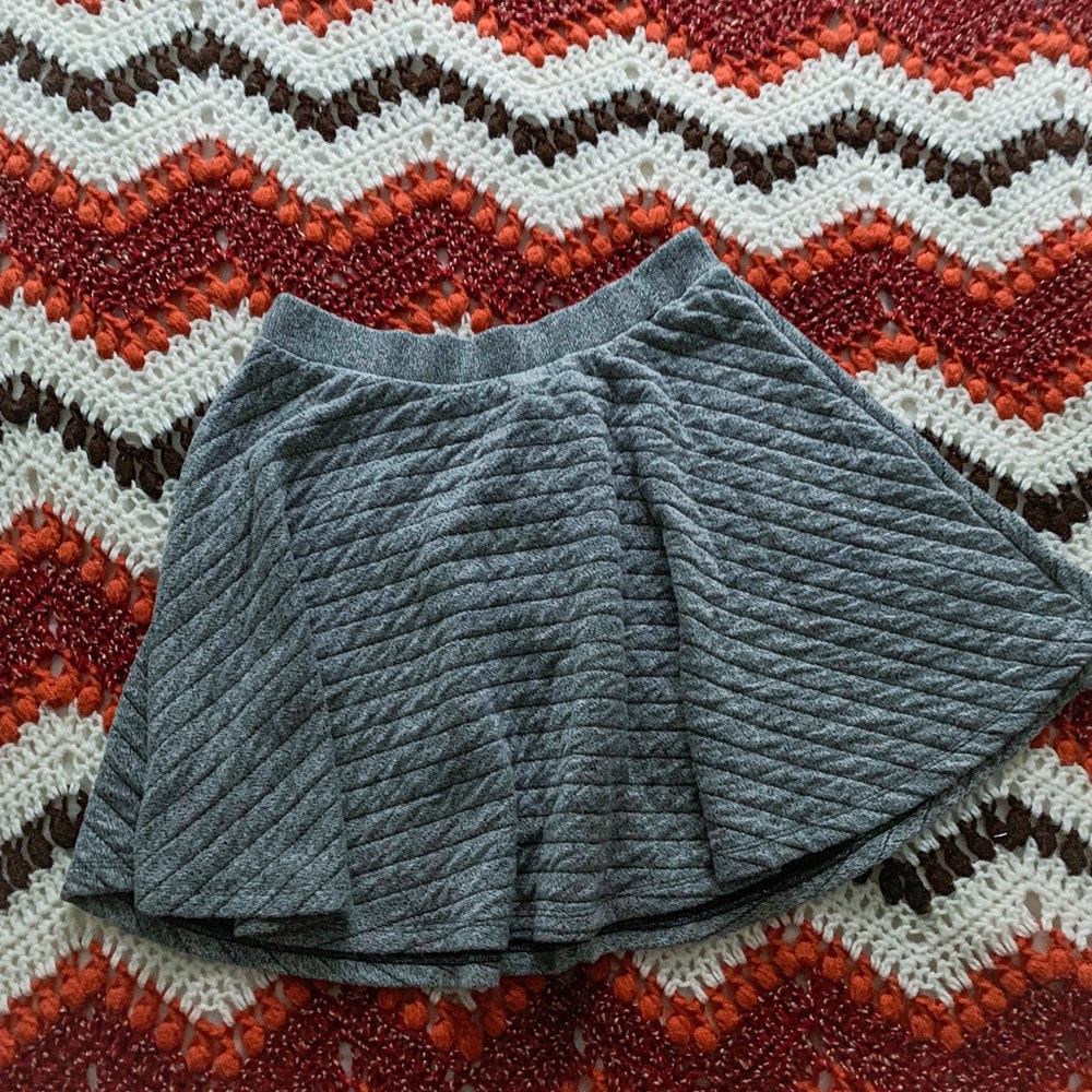 🌈 Zara Quilted Circle Skirt